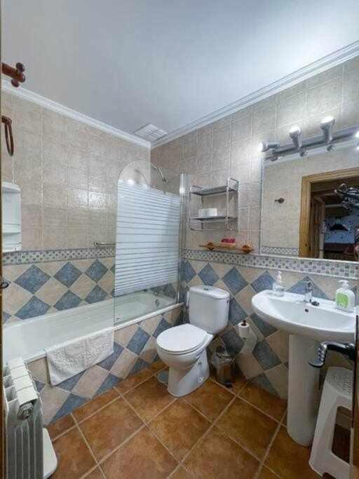 La Nava De Gredos Acogedor Piso Con Vistas Apartment นาวาร์เรดอนดา เด เกรโดส ภายนอก รูปภาพ